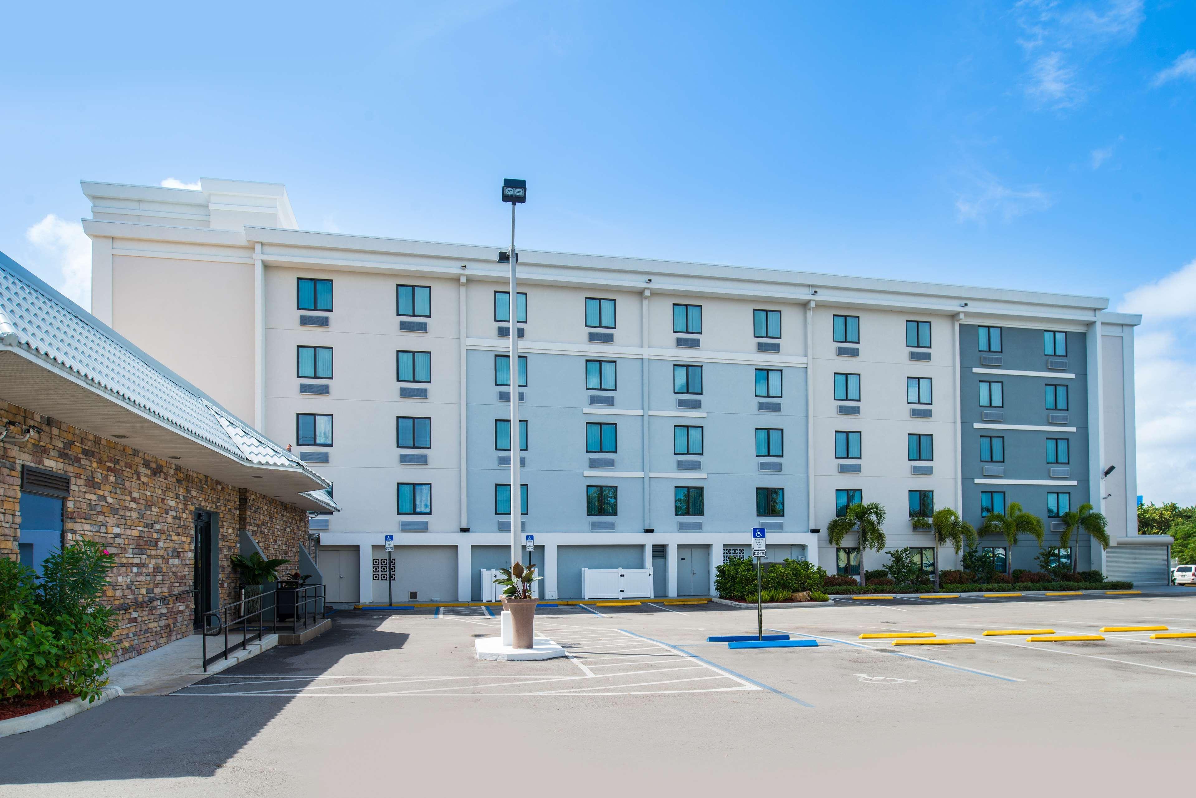 Best Western Plus Hollywood/Aventura Eksteriør billede